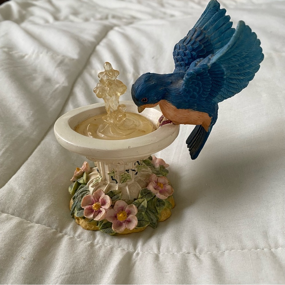 Vintage 1997 Hamilton Collection Splashing Around Blue Bird Bath Fountain Figure